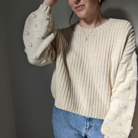 Moon and Madison Cream Knit Bauble Sleeve Cropped Sweater Womens Large L Neutral - Picture 3 of 13